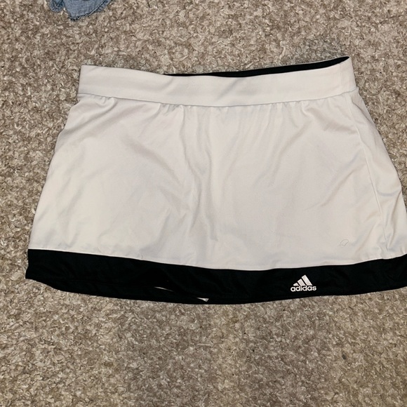 Adidas Climalite Skort Athletic Skirt White Black Trim - Picture 1 of 6
